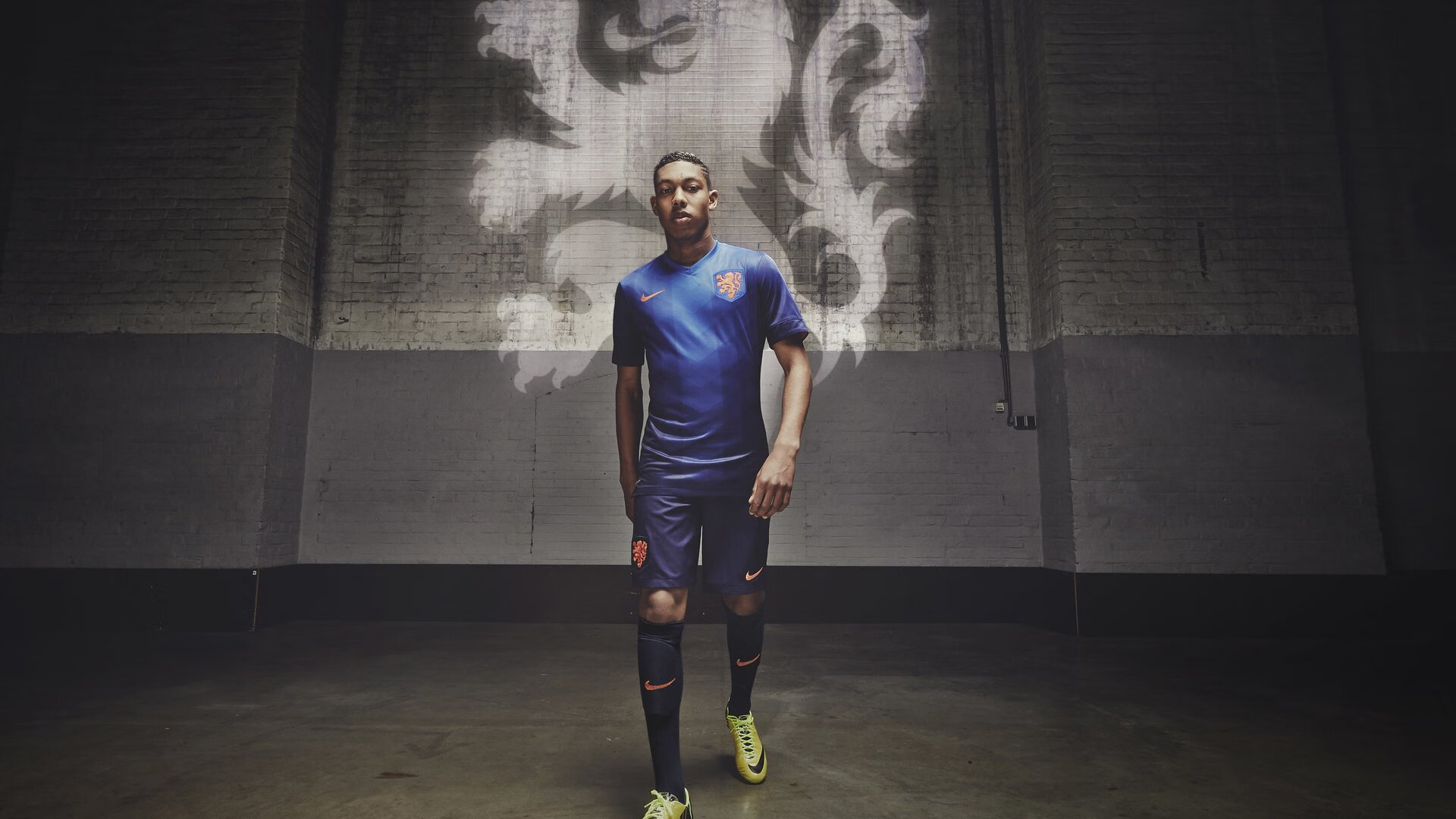 MILAN SPORTS中国站-皇马训练场再现名场面，姆巴佩与维尼修斯配合默契满分，姆巴佩皇马青训